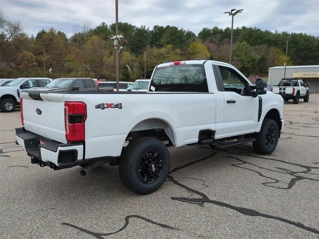 Photo of 2025 Oxford White Ford F-350
