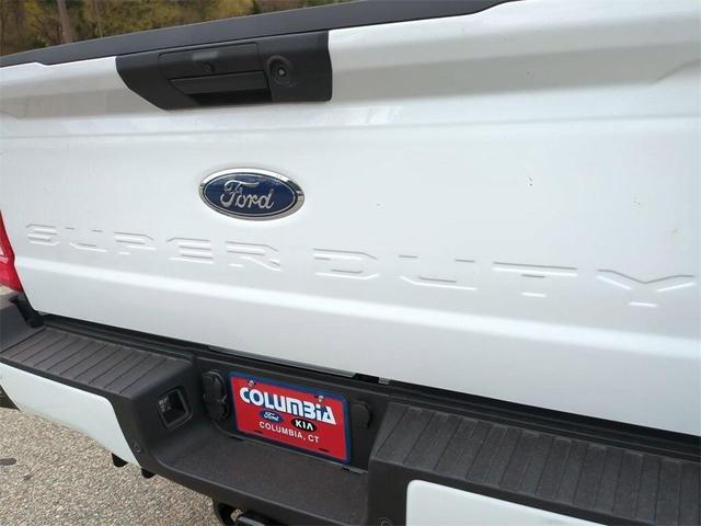 Photo of 2025 Oxford White Ford F-350