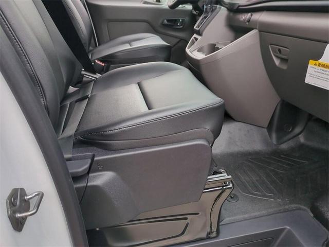 Photo of 2025 Oxford White Ford Transit-250