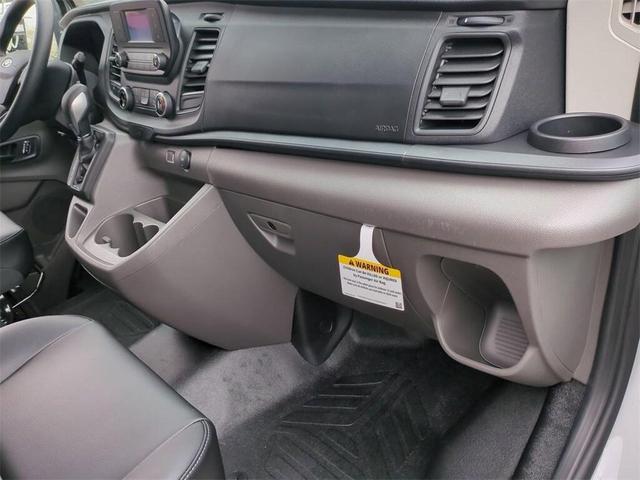 Photo of 2025 Oxford White Ford Transit-250