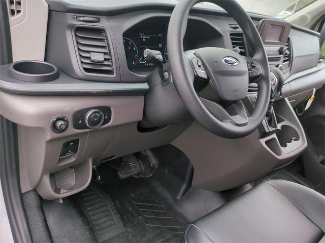 Photo of 2025 Oxford White Ford Transit-250