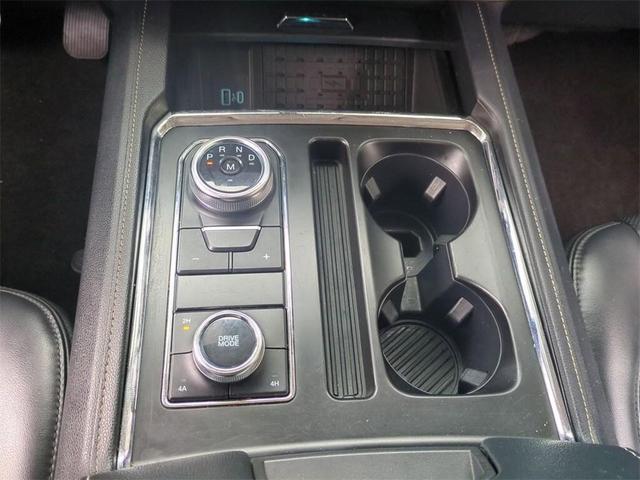 Photo of 2022 Agate Black Ford Expedition