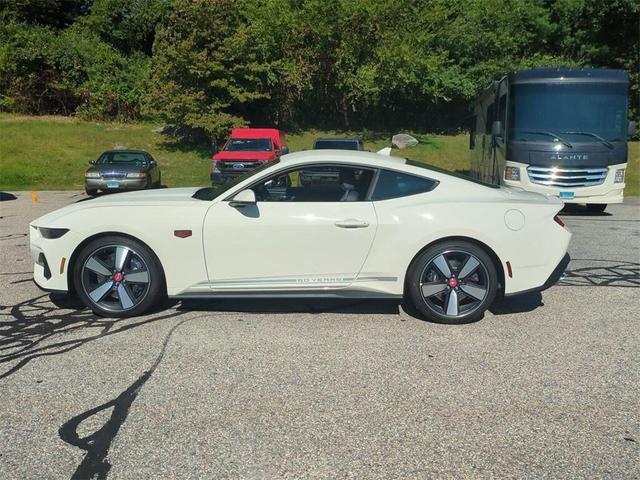 Photo of 2025 Oxford White Ford Mustang