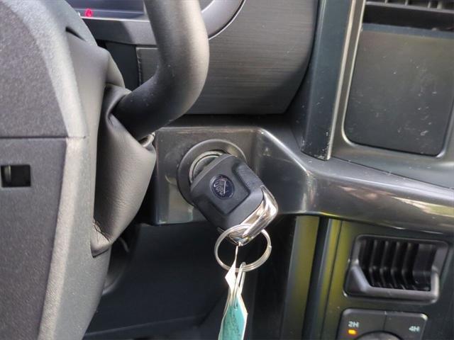 Photo of 2025 Carbonized Gray Metallic Ford F-150