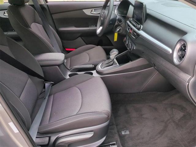 Photo of 2023 Steel Gray Kia Forte
