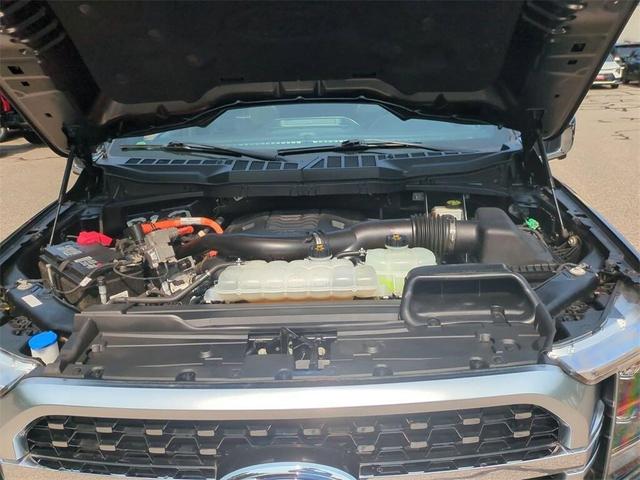 Photo of 2021 Smoked Quartz Metallic Tinted Clearcoat Ford F-150