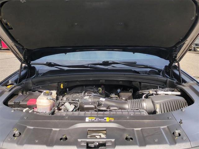 Photo of 2023 Diamond Black Crystal Pearlcoat Jeep Grand Cherokee