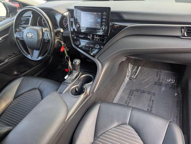 Photo of 2022 Midnight Black Metallic Toyota Camry