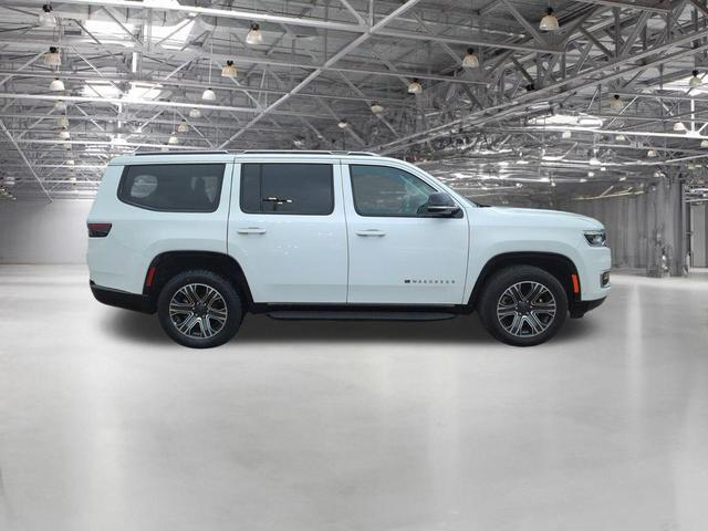 Photo of 2024 Bright White Clearcoat Jeep Wagoneer