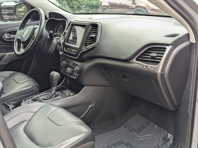 Photo of 2021 Sting-Gray Clearcoat Jeep Cherokee