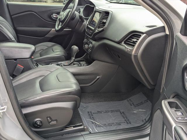 Photo of 2021 Sting-Gray Clearcoat Jeep Cherokee