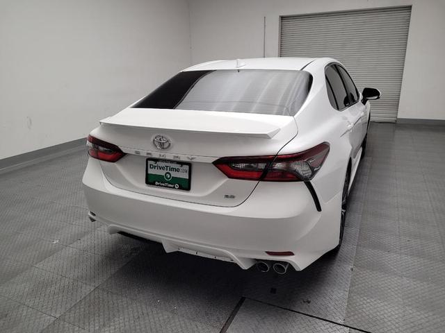 Photo of 2022 White Toyota Camry