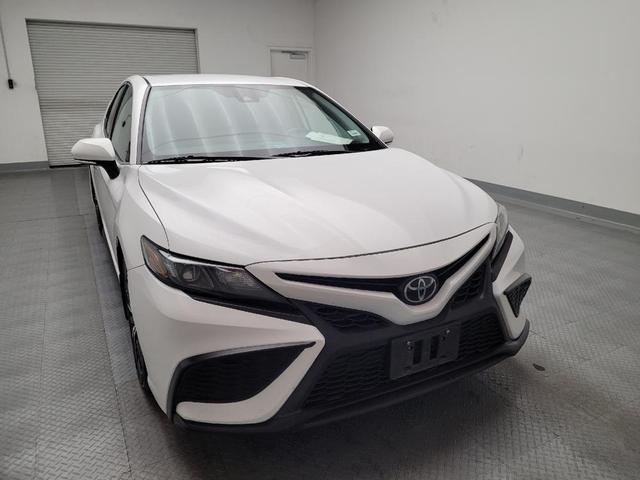 Photo of 2022 White Toyota Camry