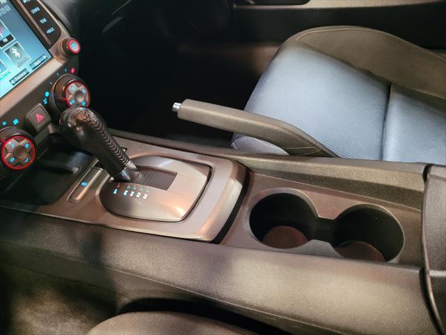 Photo of 2015 Black Chevrolet Camaro