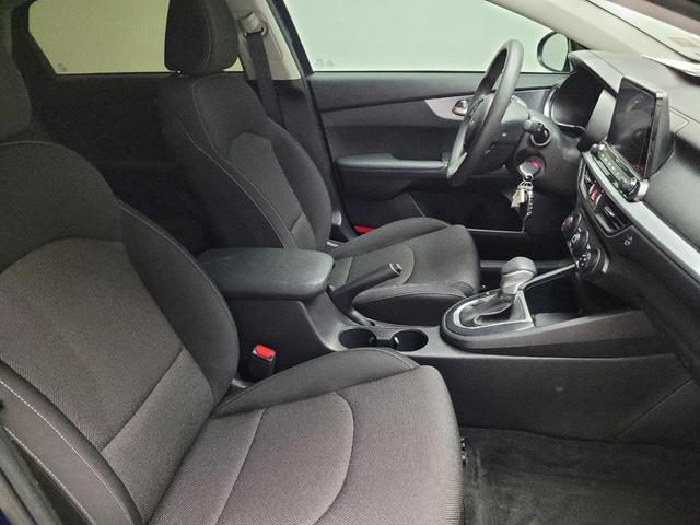 Photo of 2023 Deep Sea Blue Kia Forte