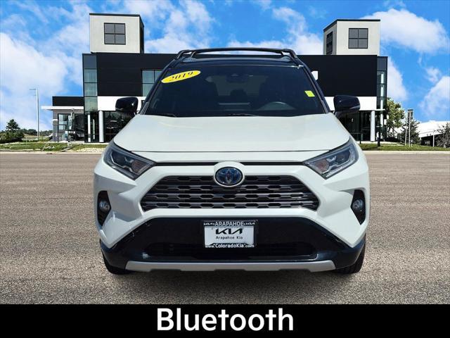 Photo of 2019 White Toyota RAV4 Hybrid