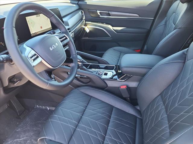 Photo of 2025 Glacial White Pearl Kia Telluride