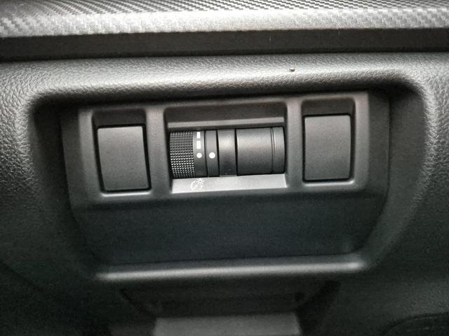Photo of 2024 Crystal White Pearl Subaru Crosstrek