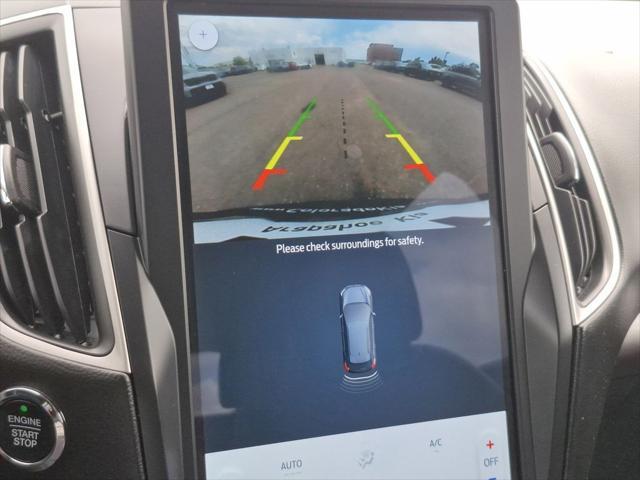 Photo of 2024 Black Metallic Ford Edge