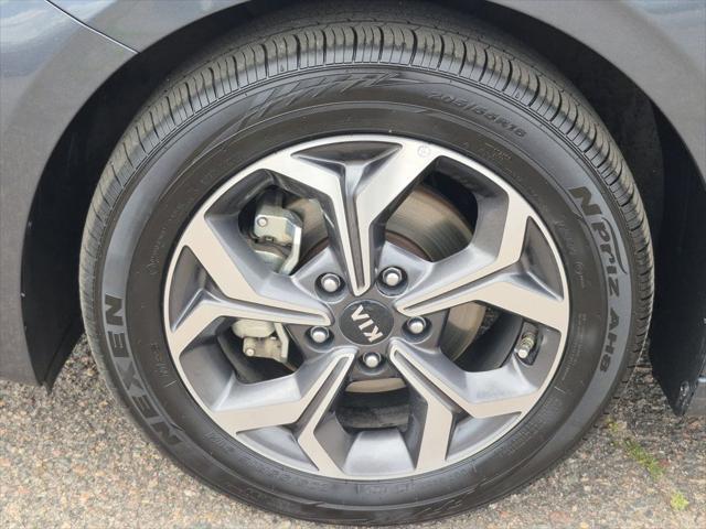 Photo of 2021 Gravity Gray Kia Forte