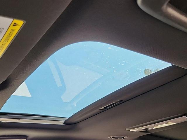 Photo of 2025 Green Kia Telluride