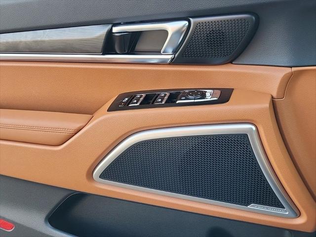 Photo of 2025 Gray Kia Telluride