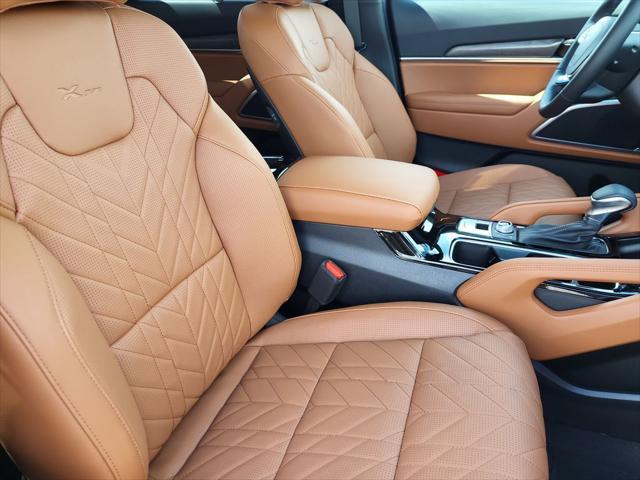 Photo of 2025 Panthera Metal Kia Telluride