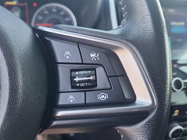 Photo of 2022 Ice Silver Metallic Subaru Ascent