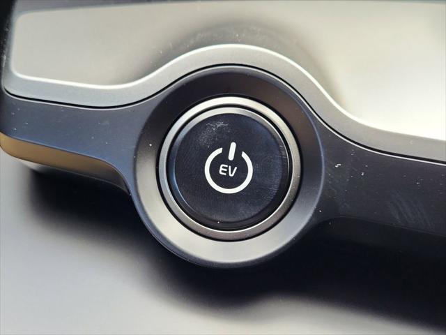Photo of 2025 Ebony Black Kia EV6