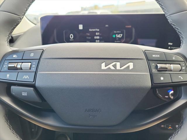 Photo of 2025 Ebony Black Kia EV6