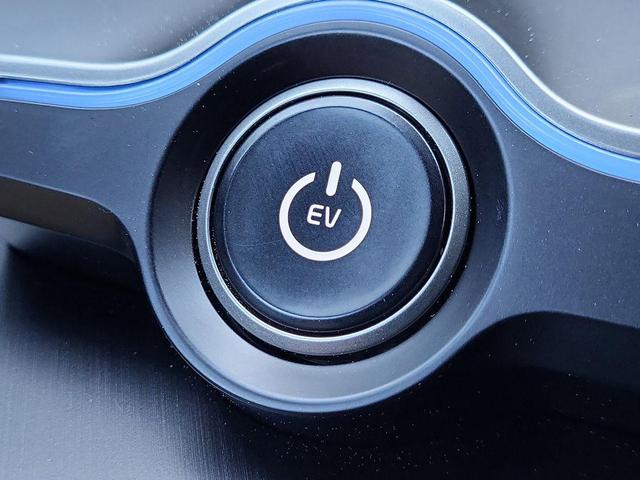 Photo of 2025 Gray Kia EV6