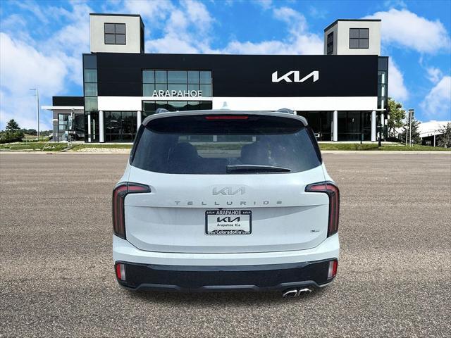 Photo of 2025 Glacial White Pearl Kia Telluride