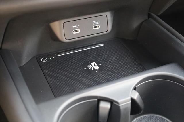Photo of 2026 Urban Gray Pearl Honda HR-V