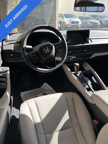 Photo of 2024 Platinum White Pearl Honda Accord