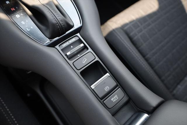 Photo of 2026 Modern Steel Metallic Honda HR-V