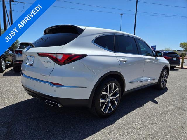Photo of 2023 Platinum White Pearl Acura MDX