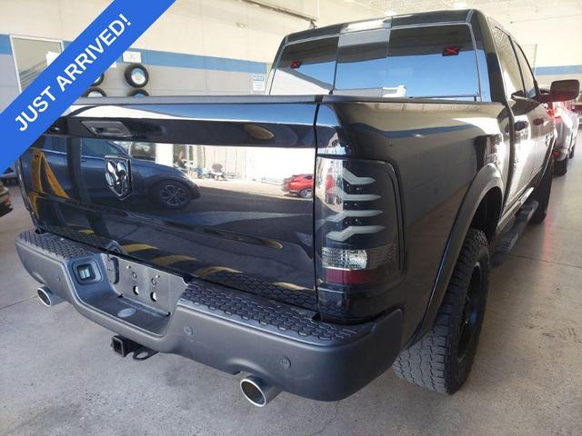 Photo of 2020 Diamond Black Crystal Pearlcoat RAM 1500 Classic