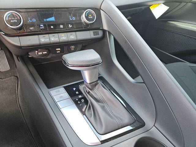 Photo of 2024 Intense Blue Hyundai ELANTRA