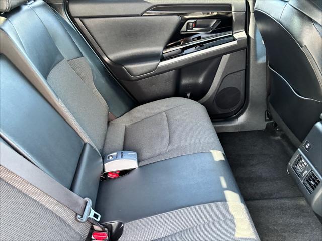 Photo of 2024 Elemental Silver Metallic Toyota bZ4X