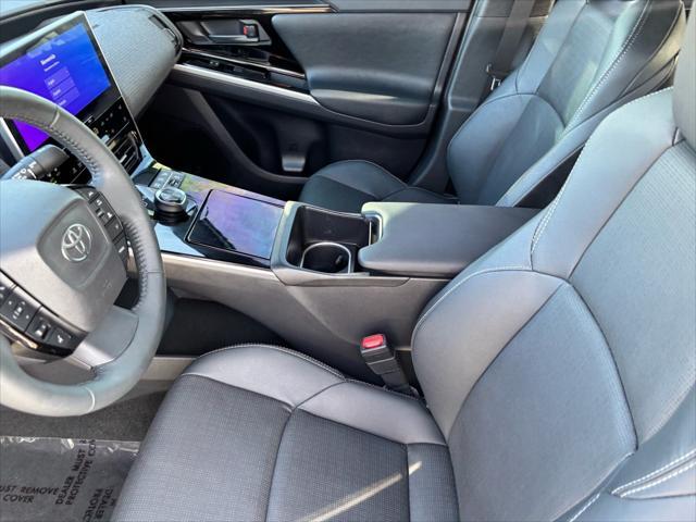 Photo of 2024 Elemental Silver Metallic w/Black Roof Toyota bZ4X