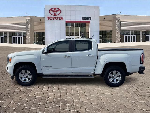 Photo of 2018 Summit White GMC Canyon