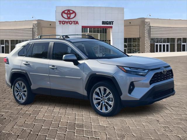 Photo of 2022 Silver Sky Metallic Toyota RAV4
