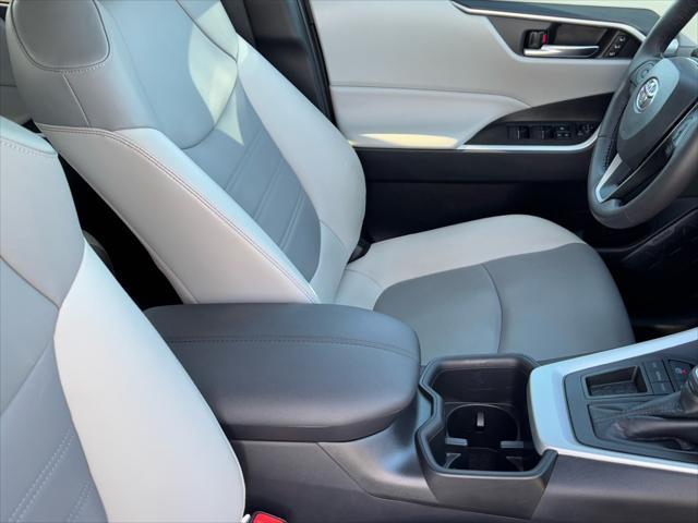Photo of 2022 Silver Sky Metallic Toyota RAV4