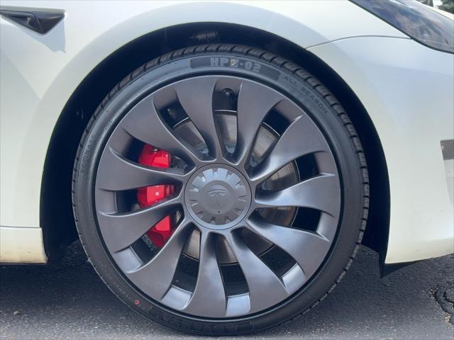 Photo of 2023 Pearl White Multi-Coat Tesla Model 3