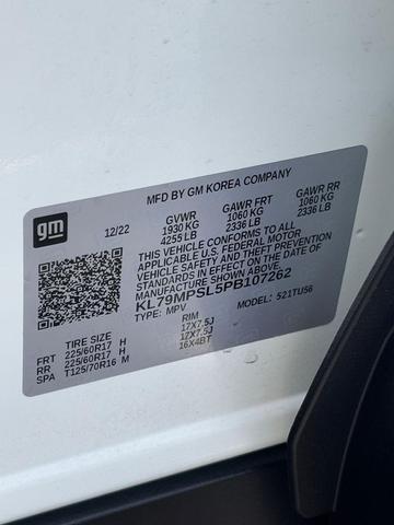 Photo of 2023 Summit White Chevrolet Trailblazer
