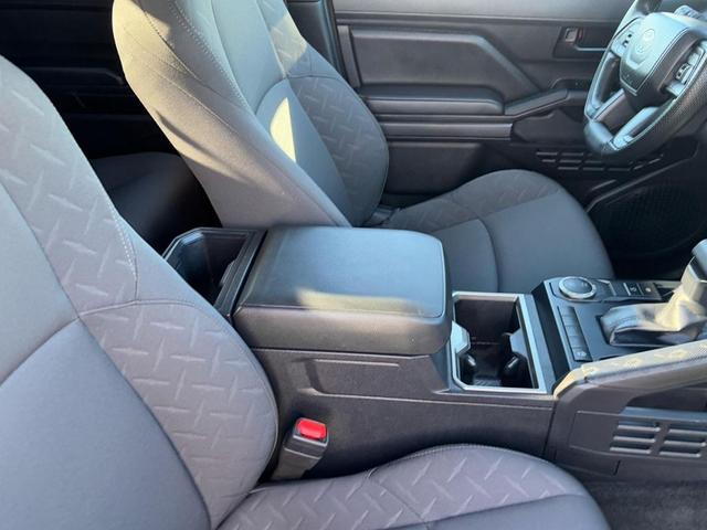 Photo of 2025 01l7 Toyota Tacoma