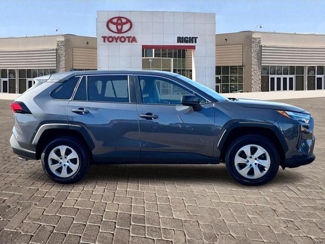 Photo of 2023 01g3 Toyota RAV4