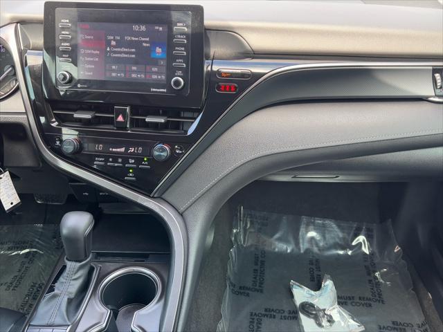 Photo of 2023 Midnight Black Metallic Toyota Camry
