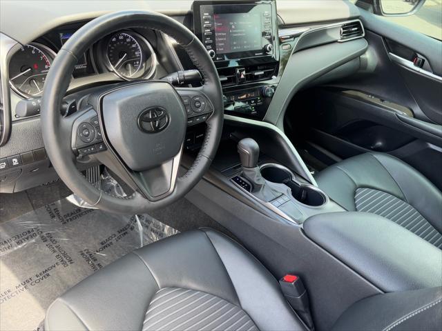 Photo of 2023 Midnight Black Metallic Toyota Camry