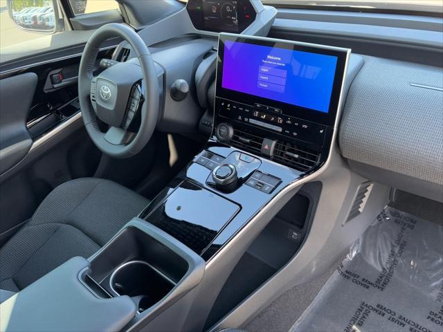 Photo of 2025 Elemental Silver Metallic Toyota bZ4X